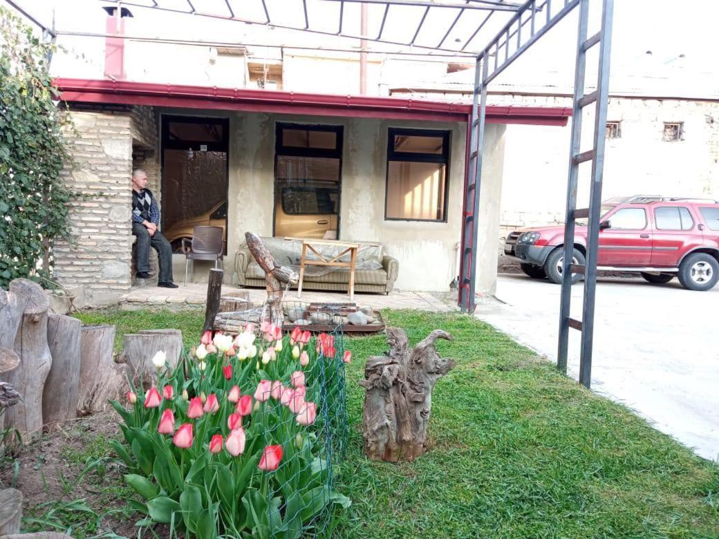 Hotel Continental Gori Esterno foto
